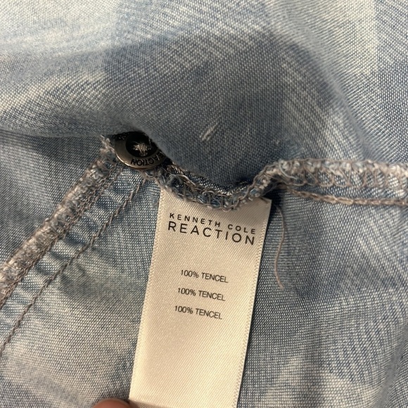 Kenneth Cole Reaction Women’s Blue Tank Top Size Small - Picture 3 of 4